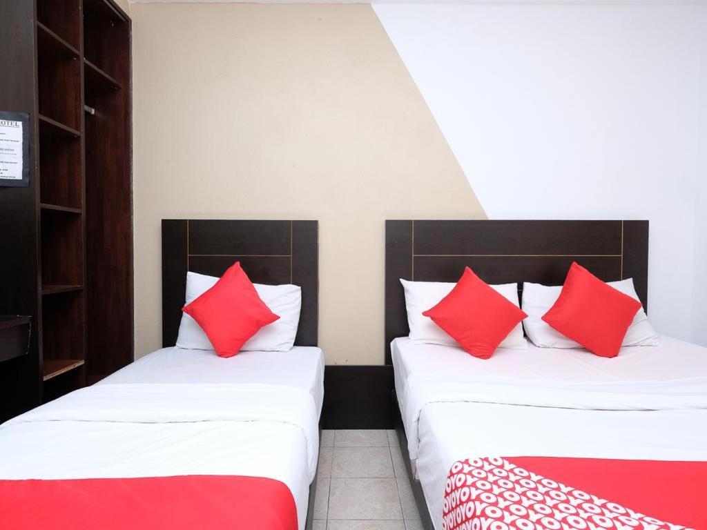 Mrj Hotel Wakaf Che Yeh 2 Kota Bharu Esterno foto
