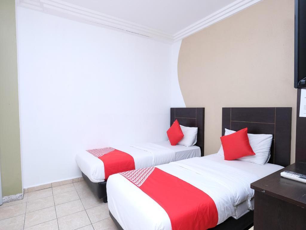 Mrj Hotel Wakaf Che Yeh 2 Kota Bharu Esterno foto