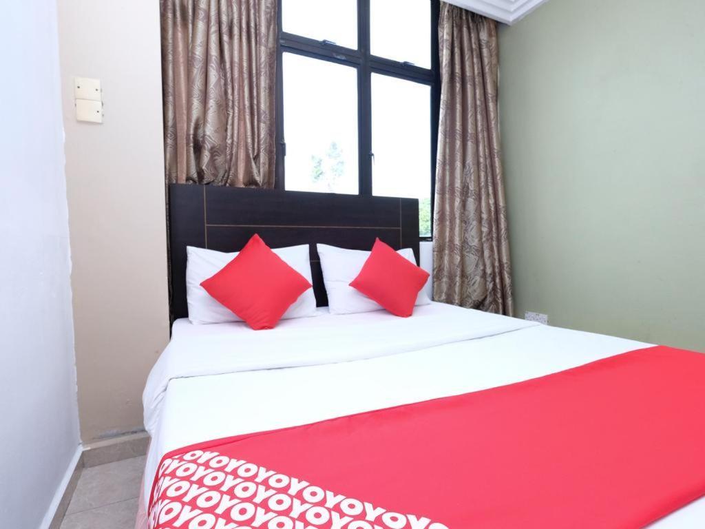 Mrj Hotel Wakaf Che Yeh 2 Kota Bharu Esterno foto