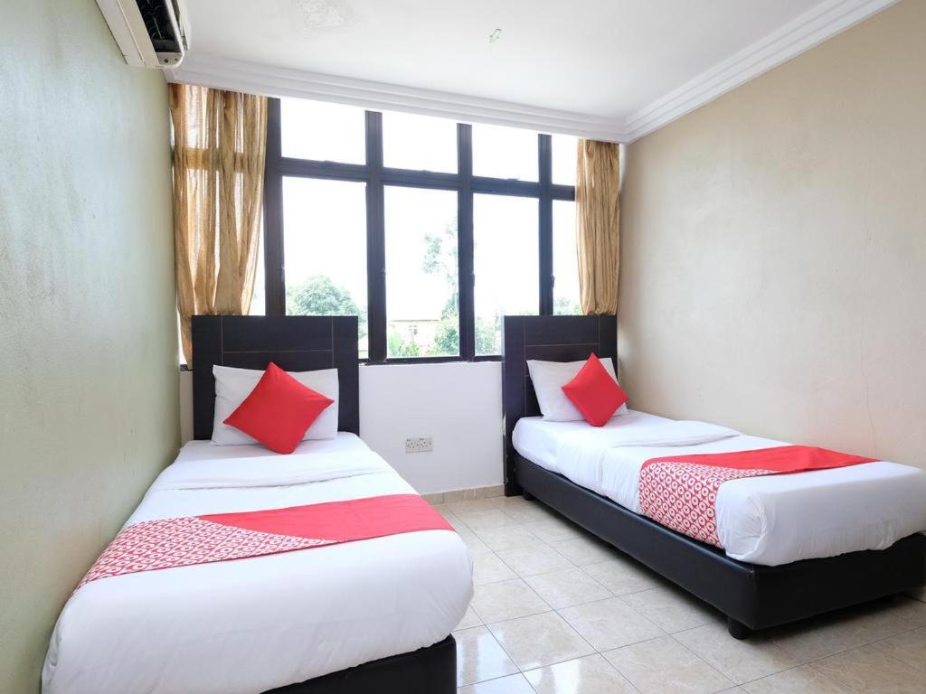 Mrj Hotel Wakaf Che Yeh 2 Kota Bharu Esterno foto