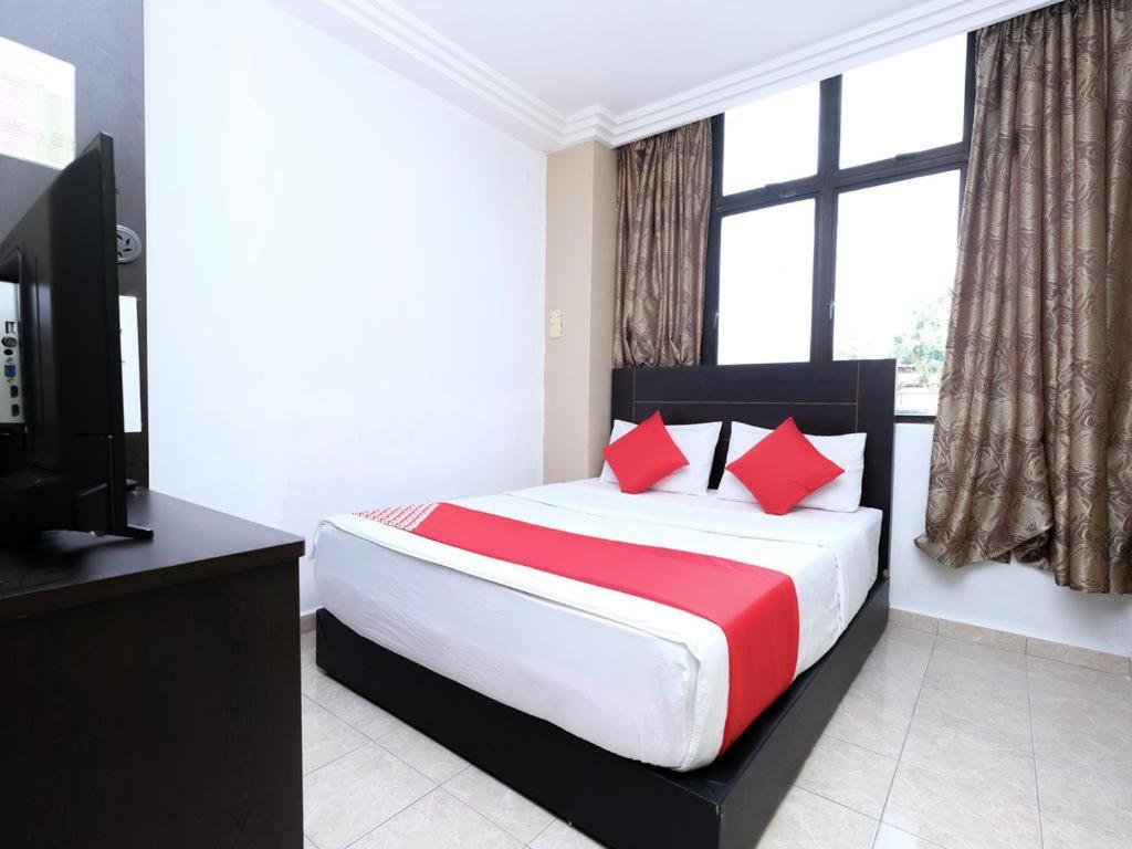 Mrj Hotel Wakaf Che Yeh 2 Kota Bharu Esterno foto